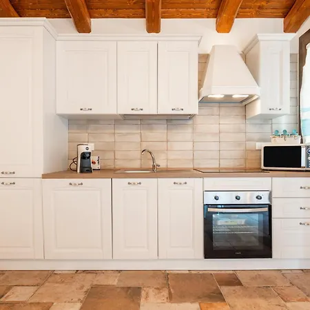 Tramonto 度假居 *